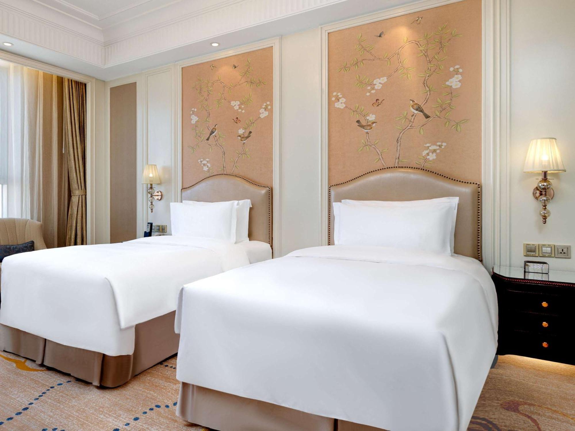 Hotel Sofitel Xining Extérieur photo